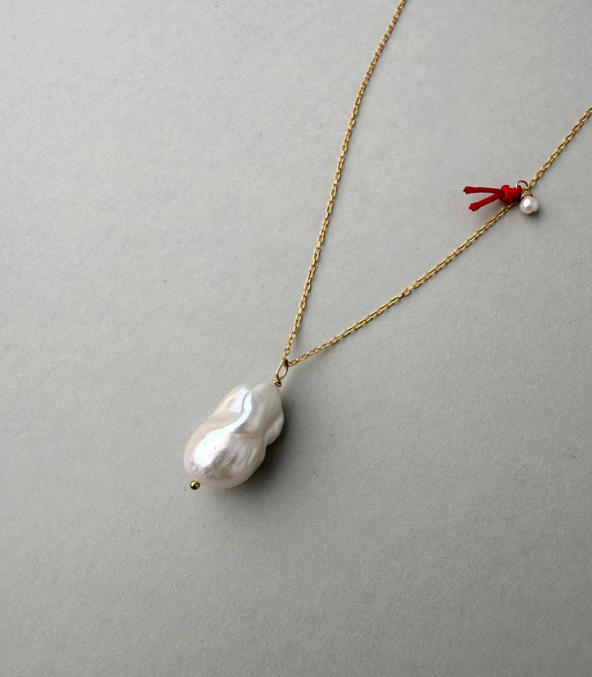 BELLA baroque pearl necklace