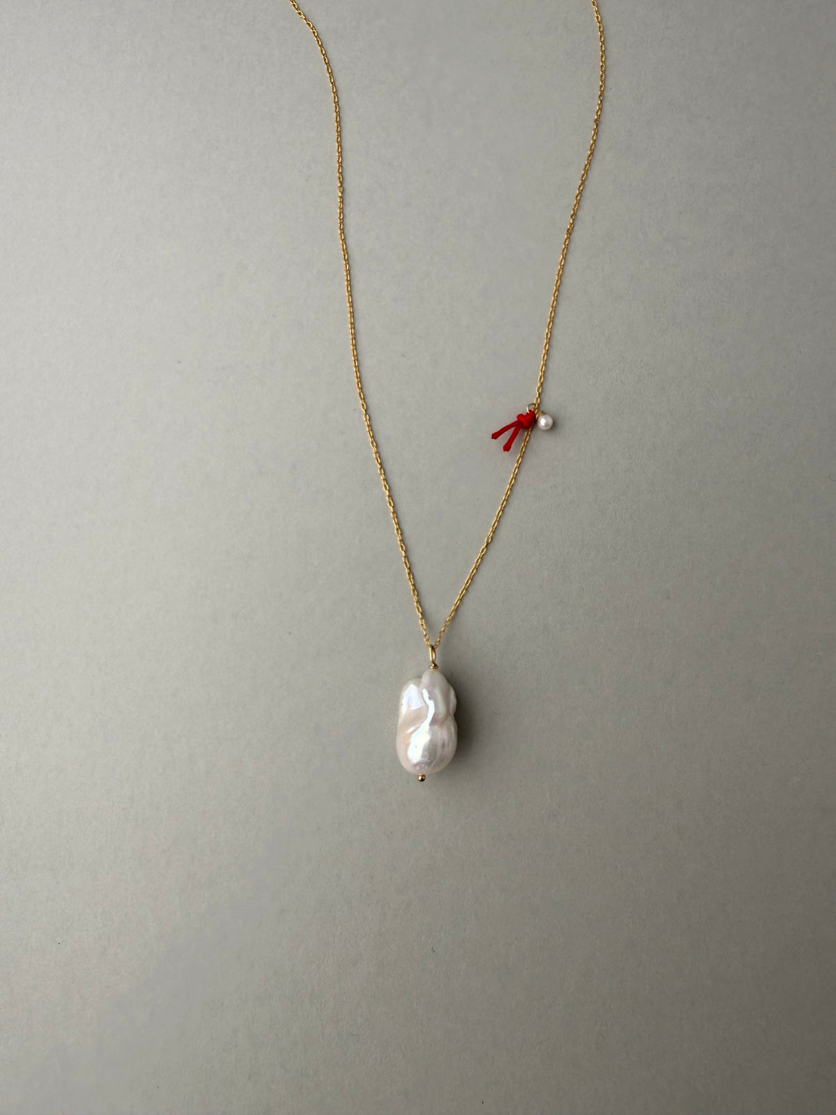BELLA baroque pearl necklace